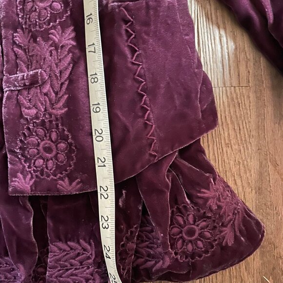 STUNNING Velvet Jacket Skirt, Intricate Embroidery- Max Azria (POCKETS!) - Picture 14 of 16
